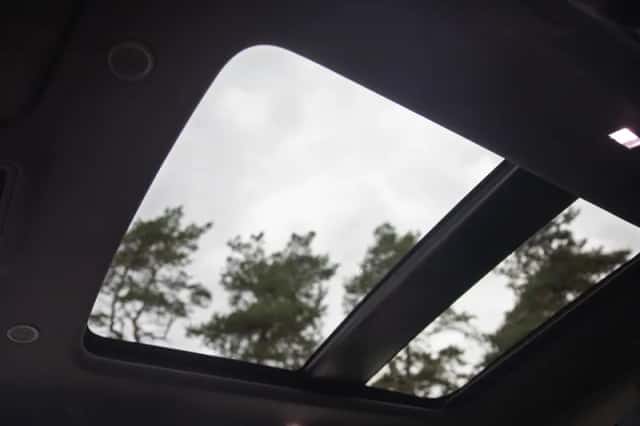 Land Rover Range Rover Evoque (2026) thumbnail 17