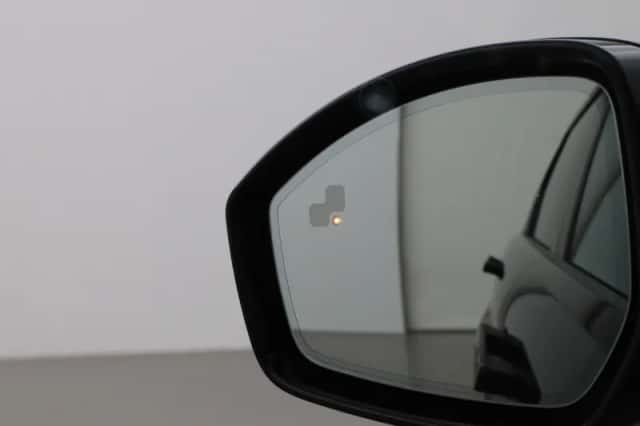 Land Rover Range Rover Evoque (2026) thumbnail 44