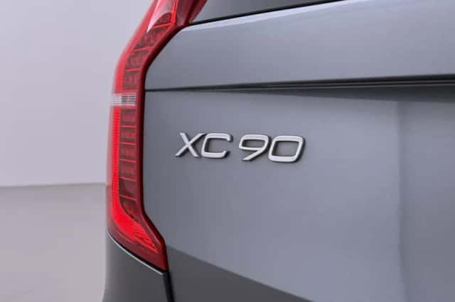 Volvo XC90 (2016) thumbnail 57