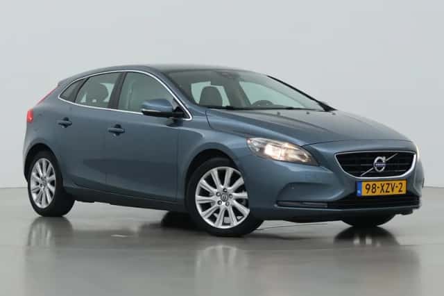 Volvo V40 (2012)