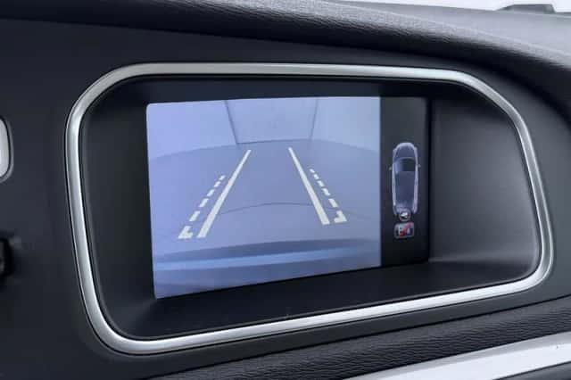 Volvo V40 (2012) thumbnail 11