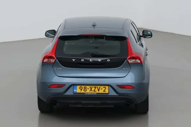 Volvo V40 (2012) thumbnail 9