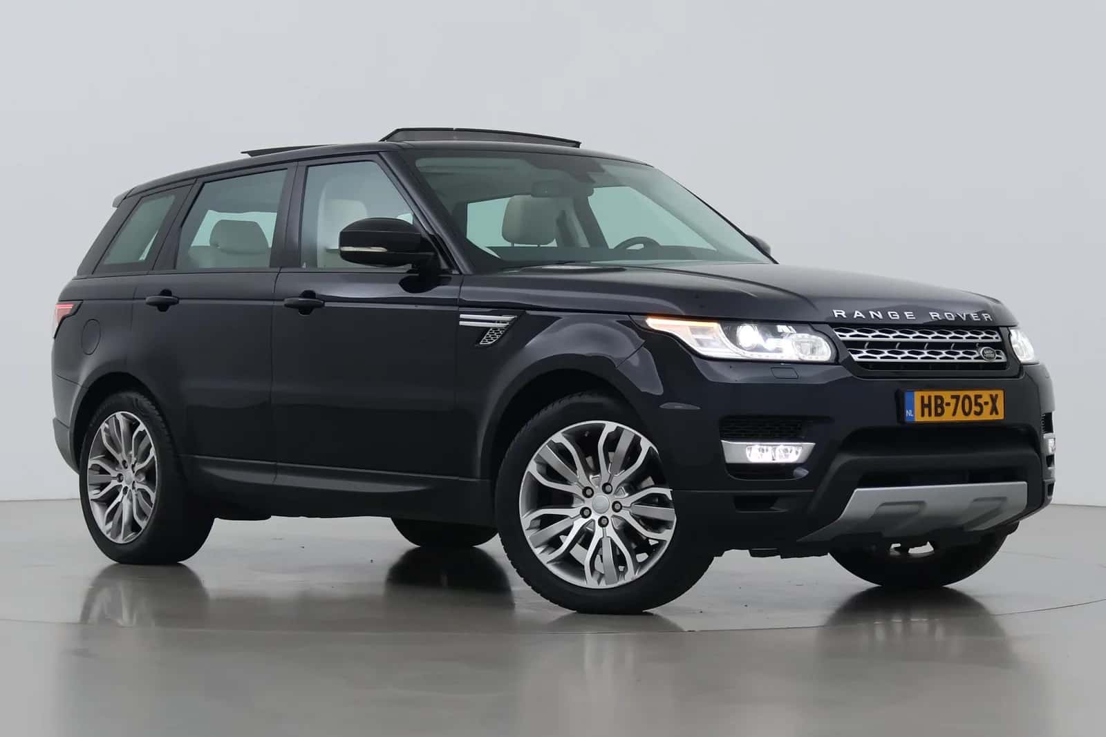 Land Rover Range Rover Sport (2015) — foto 1