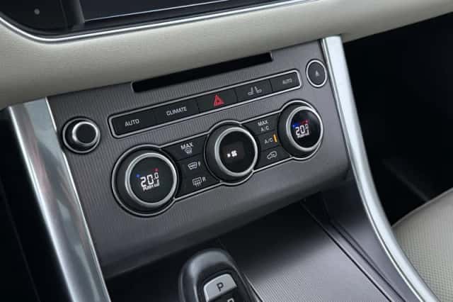 Land Rover Range Rover Sport (2015) thumbnail 25