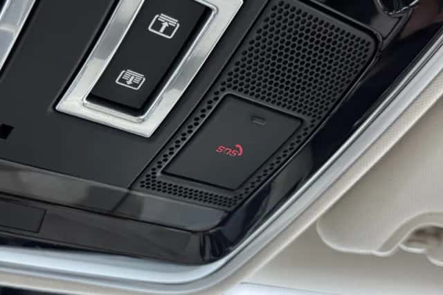 Land Rover Range Rover Sport (2015) thumbnail 28