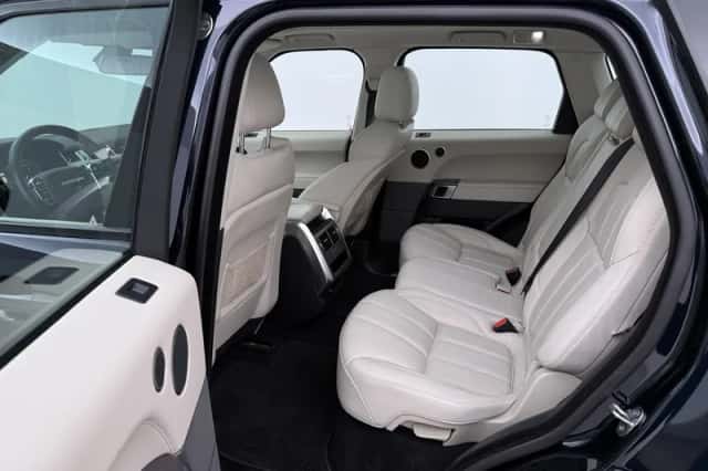 Land Rover Range Rover Sport (2015) thumbnail 38