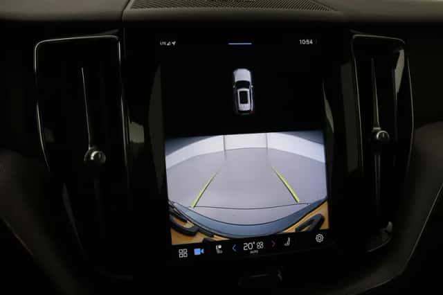 Volvo XC60 (2021) thumbnail 14