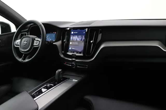 Volvo XC60 (2021) thumbnail 19