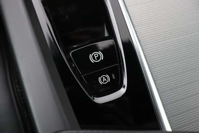 Volvo XC60 (2021) thumbnail 38