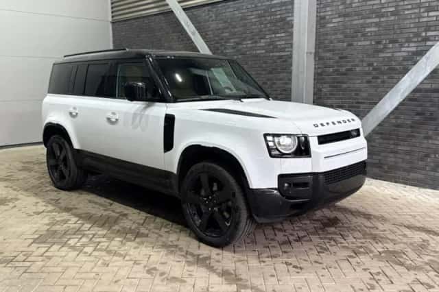 Land Rover Defender (2026)