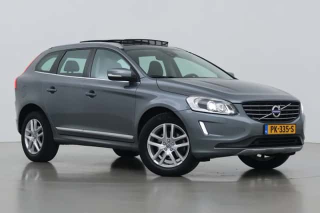 Volvo XC60 (2017) thumbnail 1