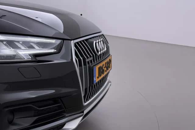 Audi A4 Allroad (2018) thumbnail 53