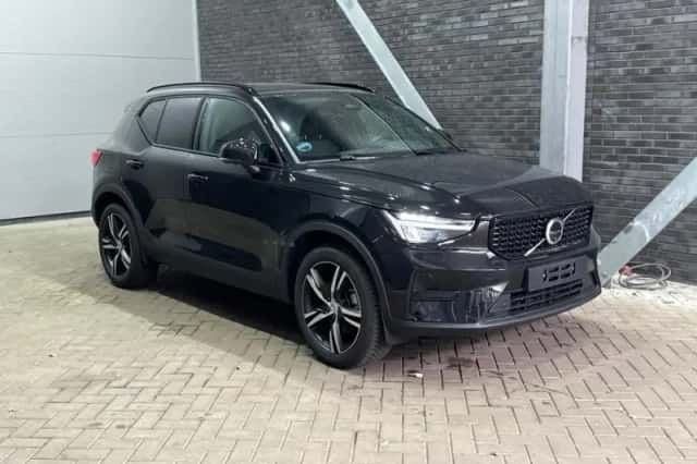 Volvo XC40 (2025)