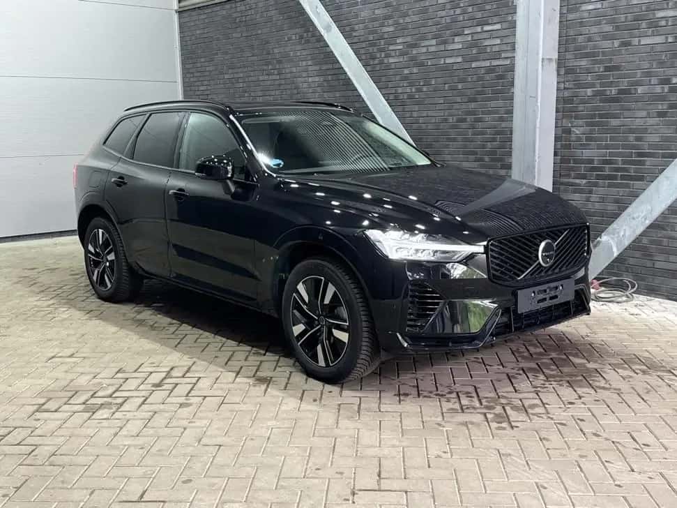 Volvo XC60 (2026) — foto 1