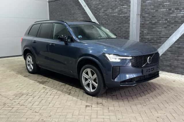 Volvo XC90 (2025)