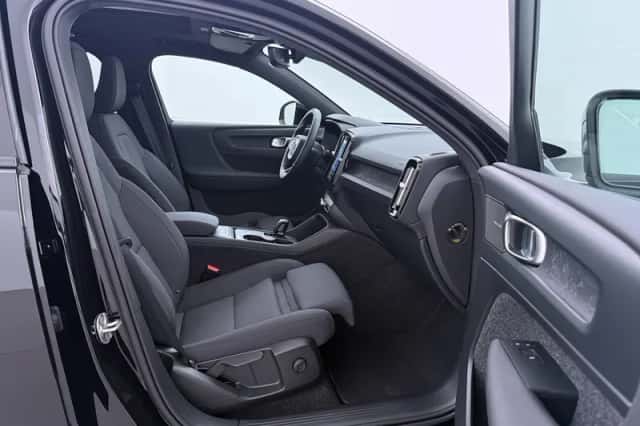 Volvo EX40 (2026) thumbnail 5