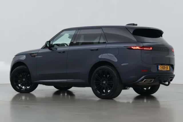 Land Rover Range Rover Sport (2023) thumbnail 2