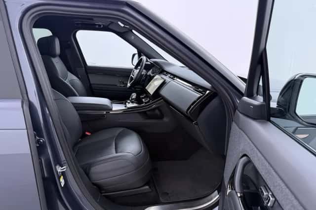 Land Rover Range Rover Sport (2023) thumbnail 5