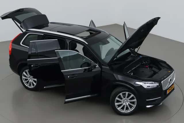 Volvo XC90 (2018) thumbnail 6
