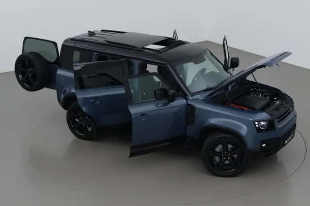 Land Rover Defender (2026) thumbnail 6