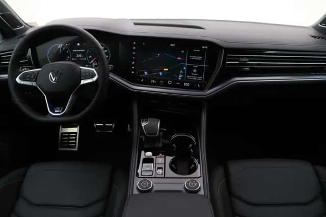 Volkswagen Touareg (2026) thumbnail 4