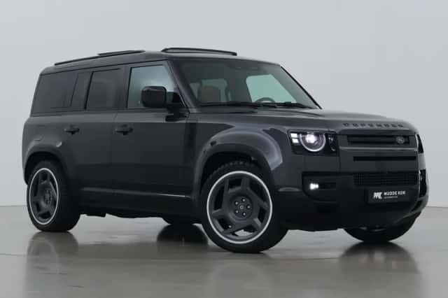 Land Rover Defender (2026) thumbnail 1