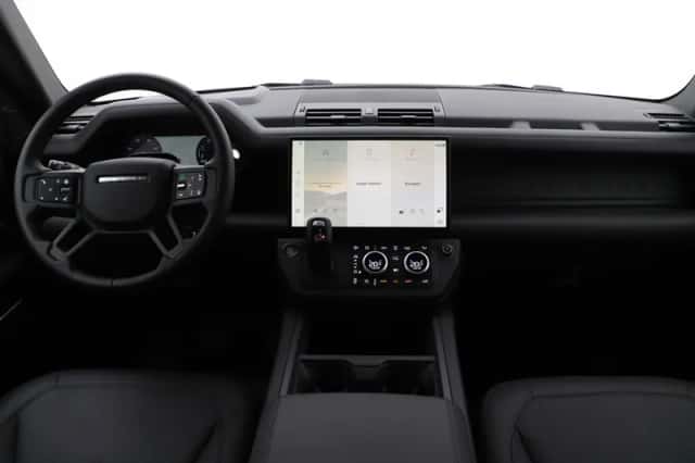 Land Rover Defender (2026) thumbnail 4