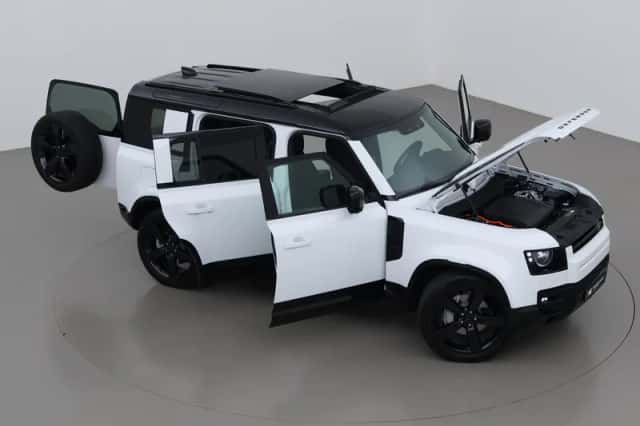 Land Rover Defender (2026) thumbnail 6