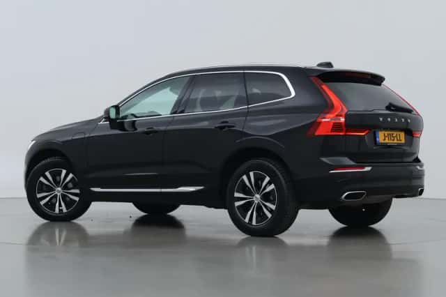 Volvo XC60 (2020) thumbnail 2