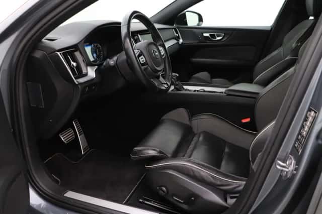 Volvo S60 (2019) thumbnail 3