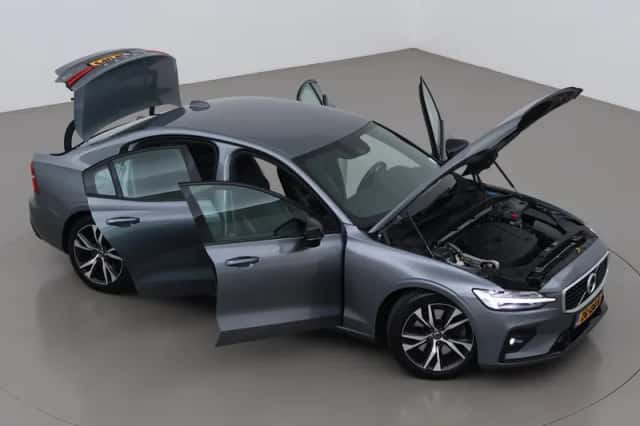 Volvo S60 (2019) thumbnail 6