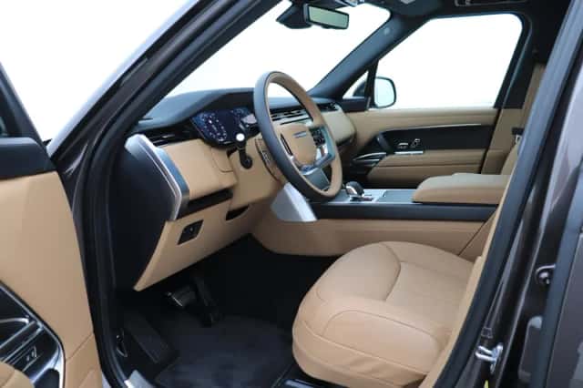 Land Rover Range Rover (2026) thumbnail 3