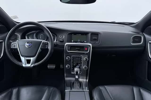 Volvo V60 (2018) thumbnail 4