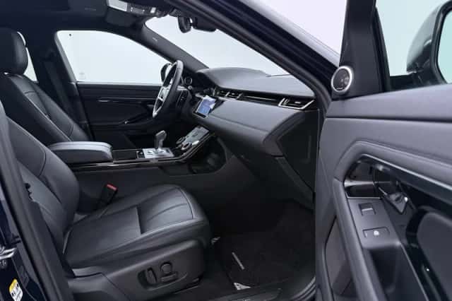 Land Rover Range Rover Evoque (2024) thumbnail 5
