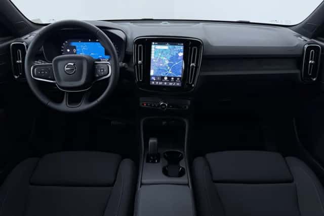 Volvo EX40 (2026) thumbnail 4