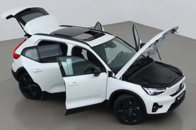 Volvo EX40 (2026) thumbnail 6