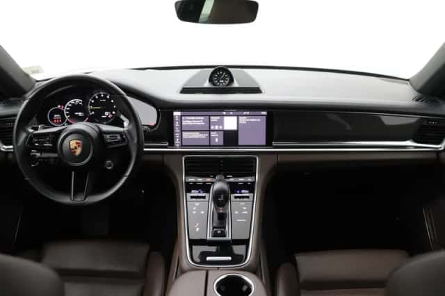 Porsche Panamera (2020) thumbnail 4