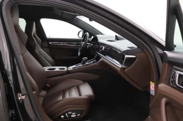 Porsche Panamera (2020) thumbnail 5