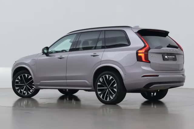 Volvo XC90 (2025) thumbnail 2
