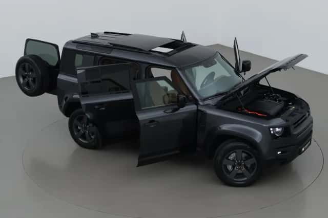 Land Rover Defender (2026) thumbnail 6