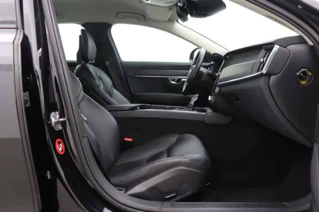Volvo V90 (2018) thumbnail 5