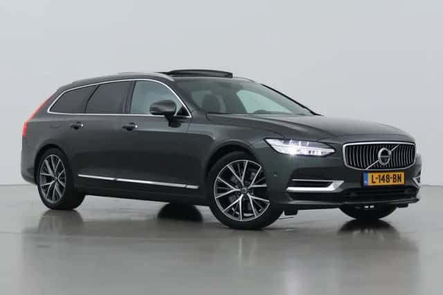 Volvo V90 (2017) thumbnail 1
