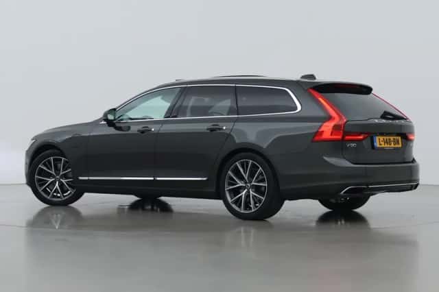 Volvo V90 (2017) thumbnail 2