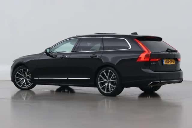 Volvo V90 (2019) thumbnail 2