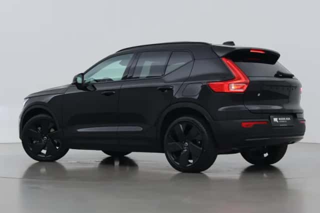 Volvo EX40 (2026) thumbnail 2