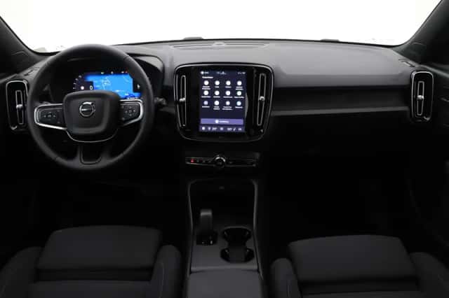 Volvo EX40 (2026) thumbnail 4