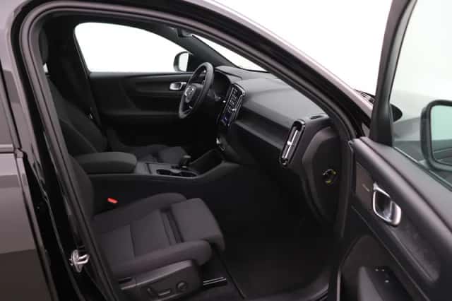 Volvo EX40 (2026) thumbnail 5