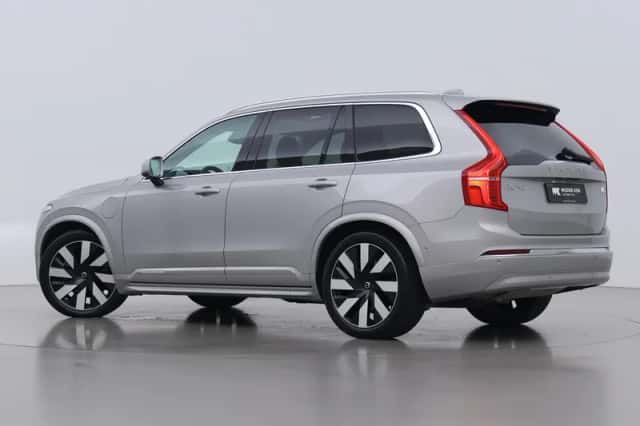 Volvo XC90 (2024) thumbnail 2