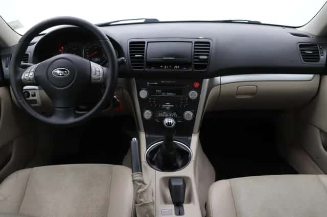 Subaru Outback (2009) thumbnail 4