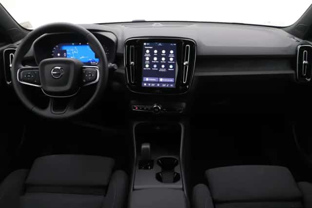 Volvo EX40 (2026) thumbnail 4
